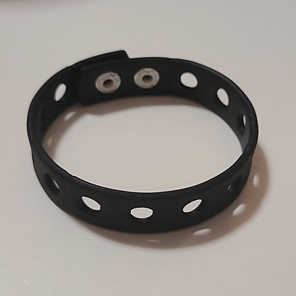 NEW * Silicone Charm Bracelet * Adjustable Band Jibbitz Croc Wristband Jewelry - Picture 3 of 4